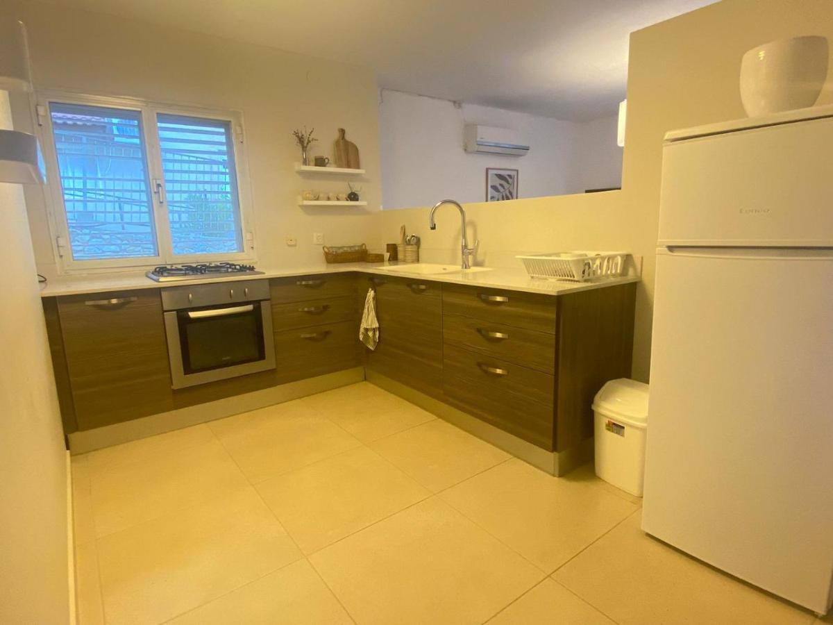 Appartement מול האגם à Ma'alot-Tarshiha Extérieur photo