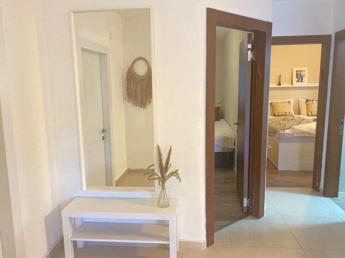 Appartement מול האגם à Ma'alot-Tarshiha Extérieur photo